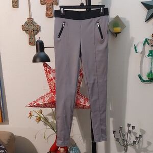Gray Stretchy Pants With Zipper Detail